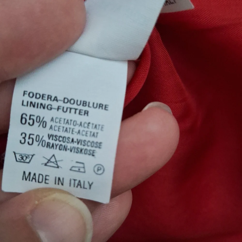 Valentina Made In Italy Red Blazer - Picture 5 of 6